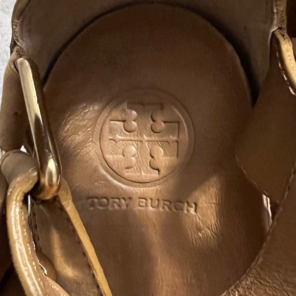 Tory Burch Wedge Sandals Sz 9 - Tan - Picture 4 of 13